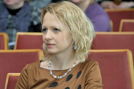 Kai meilę giminaičiams ir mandagumą vaikai demonstruoja liepiami tėvų